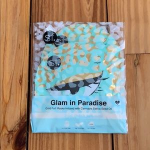 GLAM IN PARADISE FACE MASKS